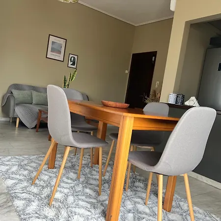 Lenio's Apartment *